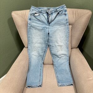 American Eagle Mom Jeans